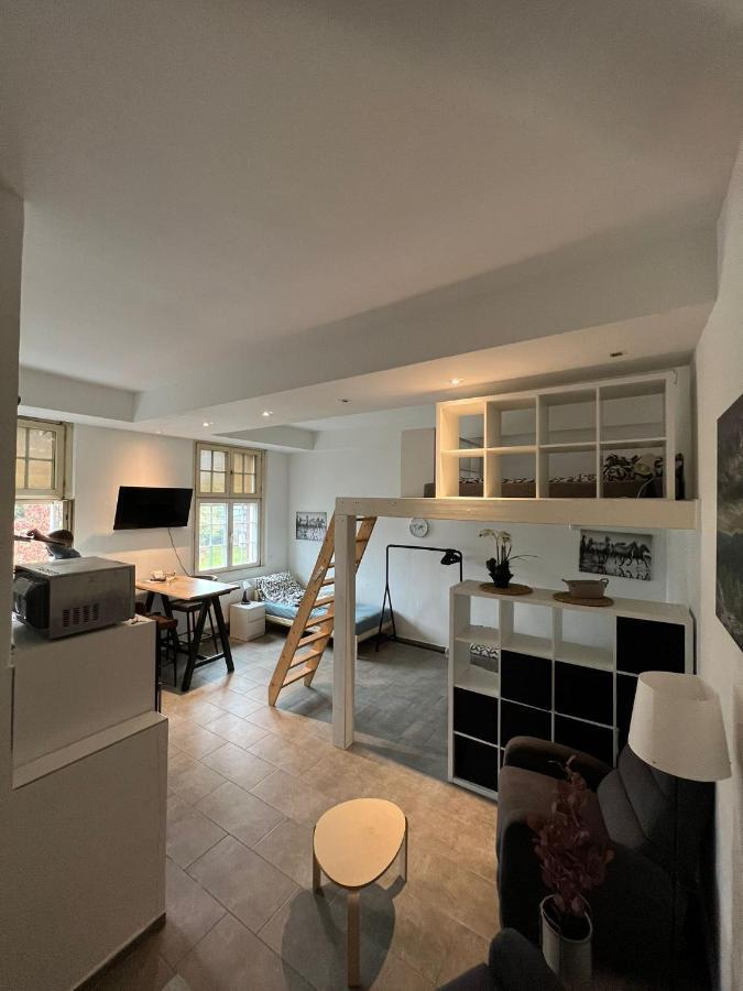 Viersen Schoene Apartments Am Duelkener Bahnhof Bagian luar foto