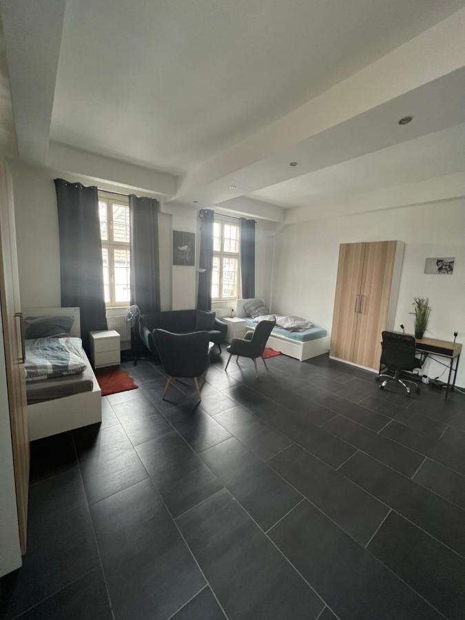 Viersen Schoene Apartments Am Duelkener Bahnhof Bagian luar foto