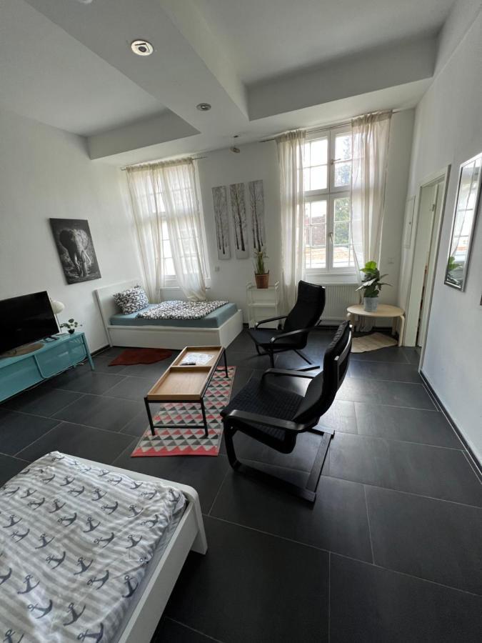 Viersen Schoene Apartments Am Duelkener Bahnhof Bagian luar foto