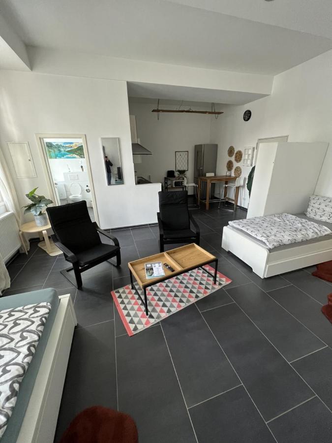 Viersen Schoene Apartments Am Duelkener Bahnhof Bagian luar foto
