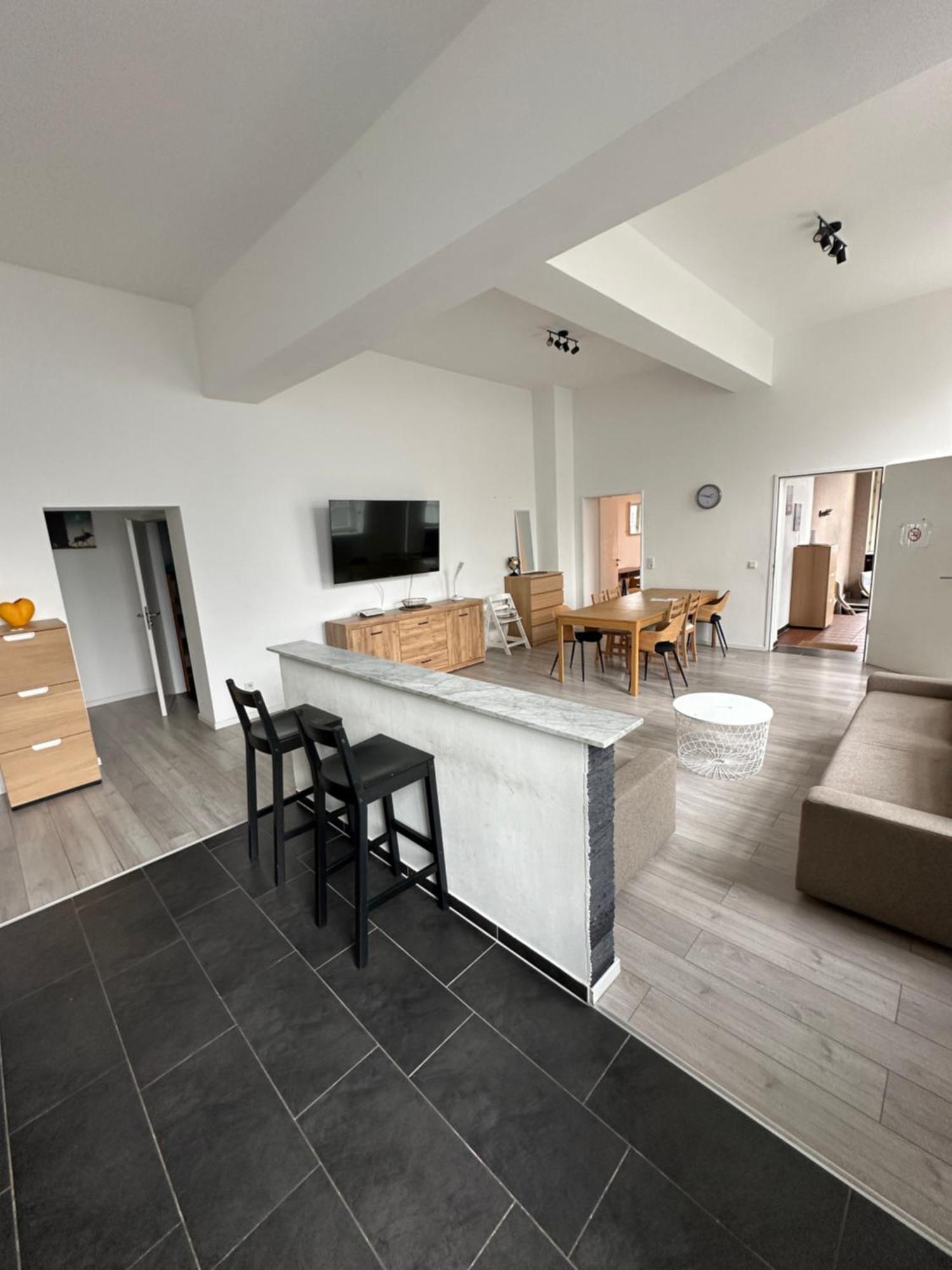 Viersen Schoene Apartments Am Duelkener Bahnhof Bagian luar foto